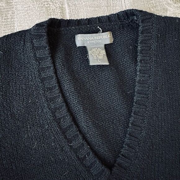 Banana Republic Wool Blend Black Sweater - Picture 2 of 4